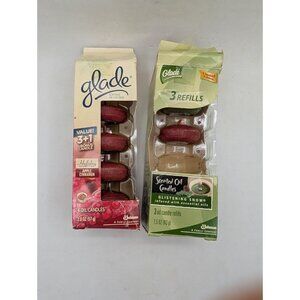 Glade Scented Oil Candle 5 Apple Cinnamon & 1 Glistening Snow Open Unused